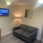 2 Bedroom Apartment On Suite Bathroom, Southmead Bristol