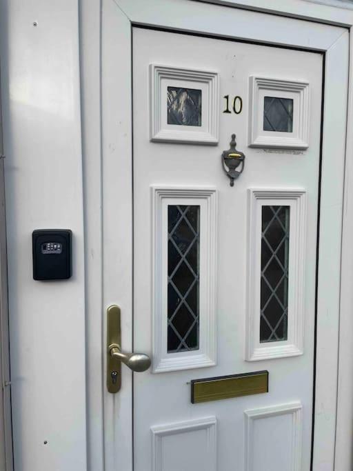 Apartamento 2 Bedroom On Bathroom, Southmead Bristol
