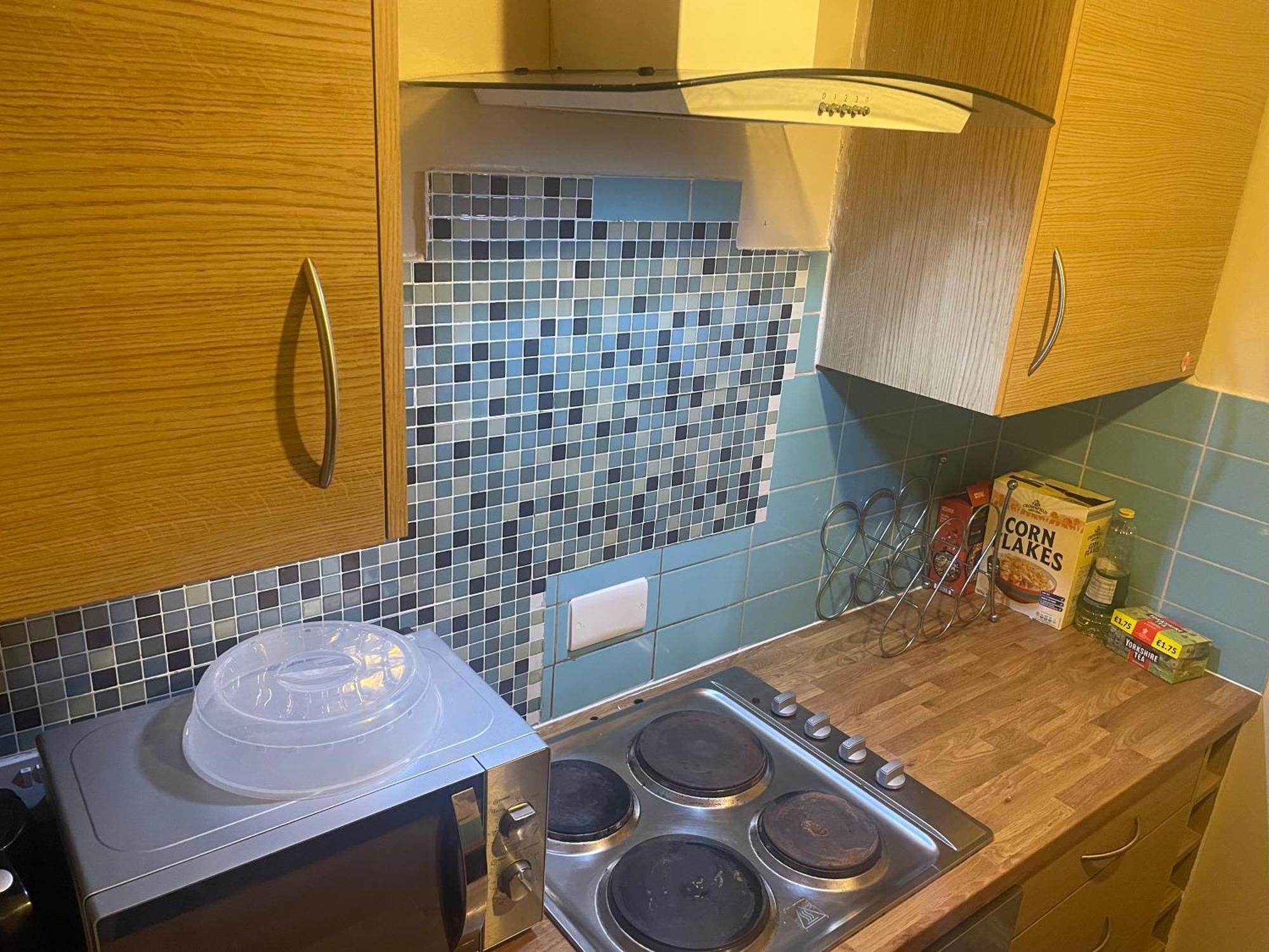 2 Bedroom On Bathroom, Southmead