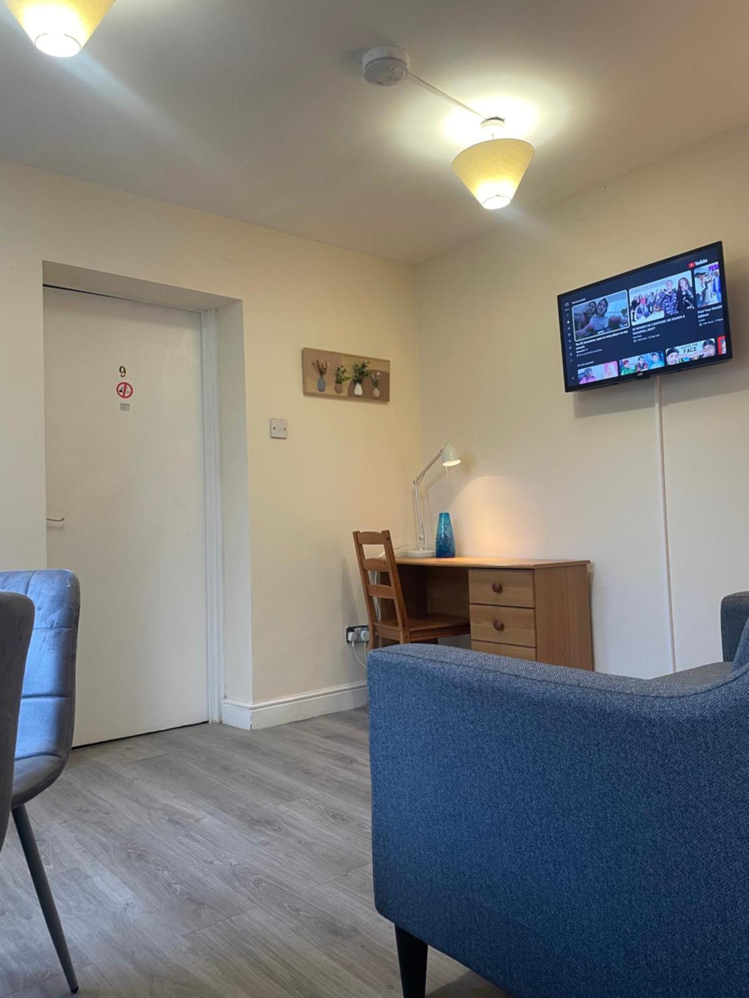 Apartment 2 Bedroom On Bathroom, Southmead