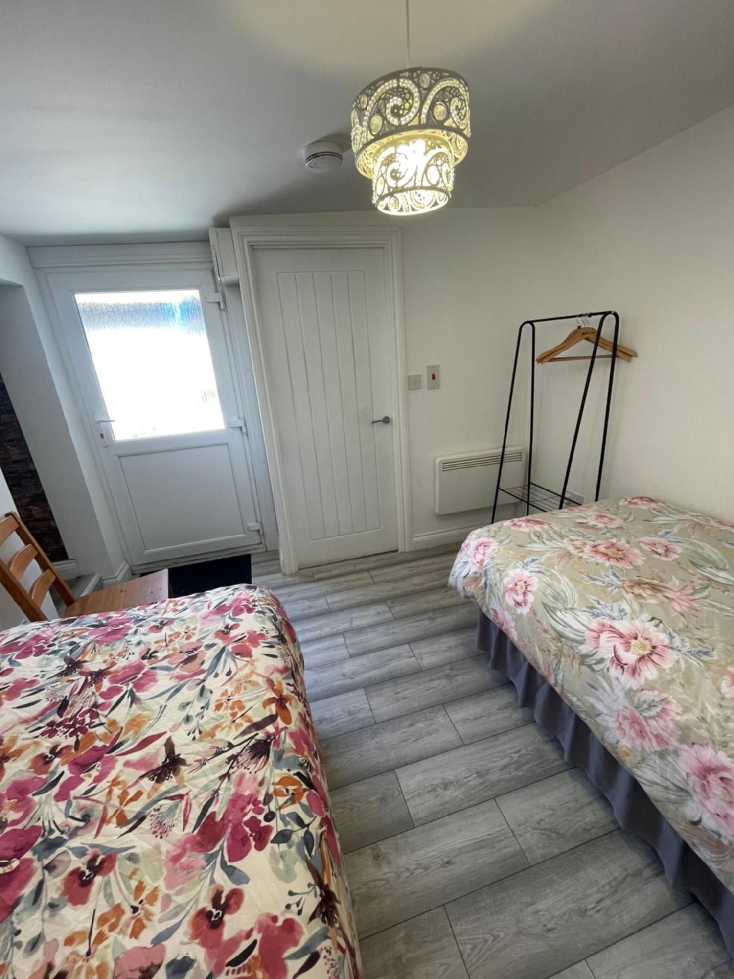 2 Bedroom On Bathroom, Southmead * Bristol